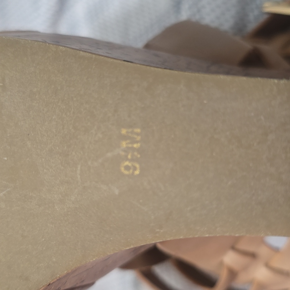 Guess Wedges - Picture 4 of 4
